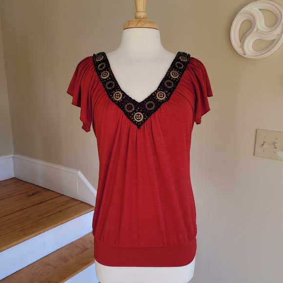 Beaded Embellished V-Neck Short Sleeve Blouse By Wrapper. Size Med - Picture 3 of 9